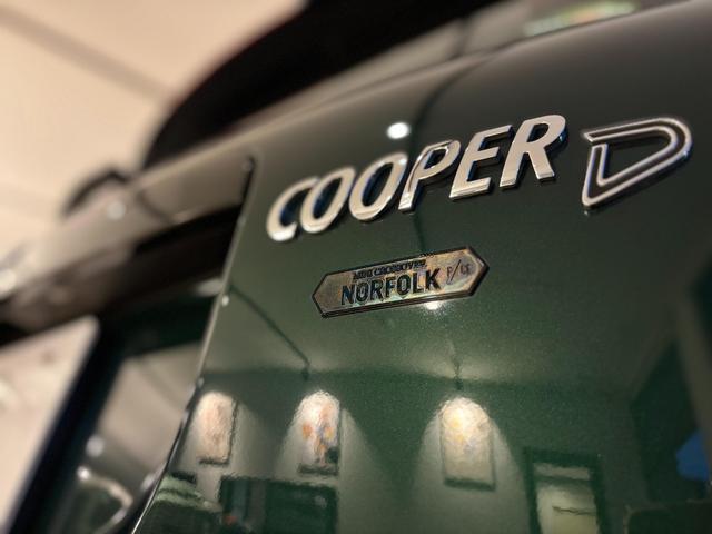 MINI  ノーフォーク エディション 4WD 全国限定300台 Norfolk Edition特別装備 専用ボンネットストライプ&ネームバッジ 特別装備(18インチAWピンスポークブラック)(17枚目)