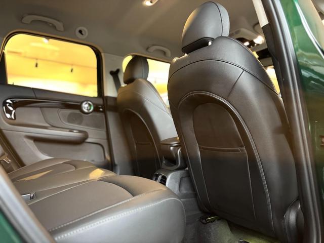 MINI  ノーフォーク エディション 4WD 全国限定300台 Norfolk Edition特別装備 専用ボンネットストライプ&ネームバッジ 特別装備(18インチAWピンスポークブラック)(25枚目)