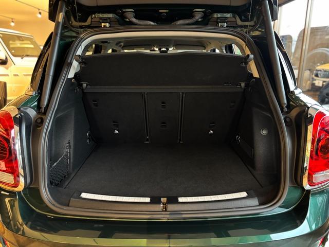 MINI  ノーフォーク エディション 4WD 全国限定300台 Norfolk Edition特別装備 専用ボンネットストライプ&ネームバッジ 特別装備(18インチAWピンスポークブラック)(37枚目)