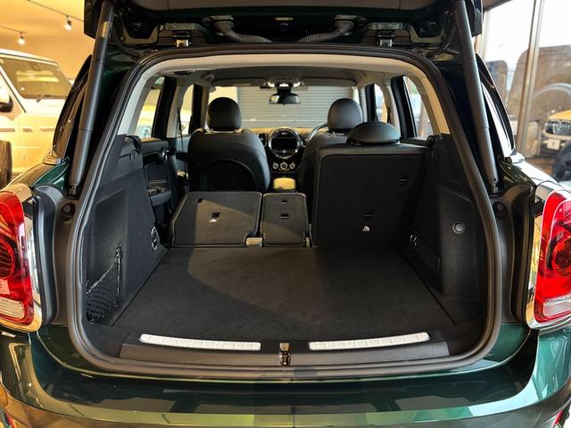 MINI  ノーフォーク エディション 4WD 全国限定300台 Norfolk Edition特別装備 専用ボンネットストライプ&ネームバッジ 特別装備(18インチAWピンスポークブラック)(39枚目)