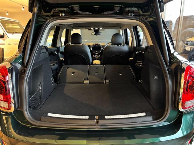 MINI  ノーフォーク エディション 4WD 全国限定300台 Norfolk Edition特別装備 専用ボンネットストライプ&ネームバッジ 特別装備(18インチAWピンスポークブラック)(40枚目)