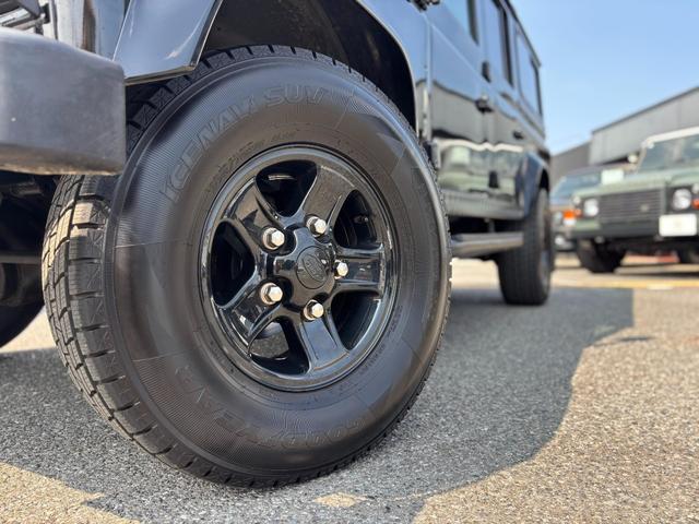 ディフェンダー  110 2.4 TDCi 純正16AW(ブラックペイント済) シートヒーター(フロント) 7インチインダッシュモニターオーディオ(MP5-C-PLAY)  ドラレコ付デジタルミラー Bカメラ Sキー(12枚目)