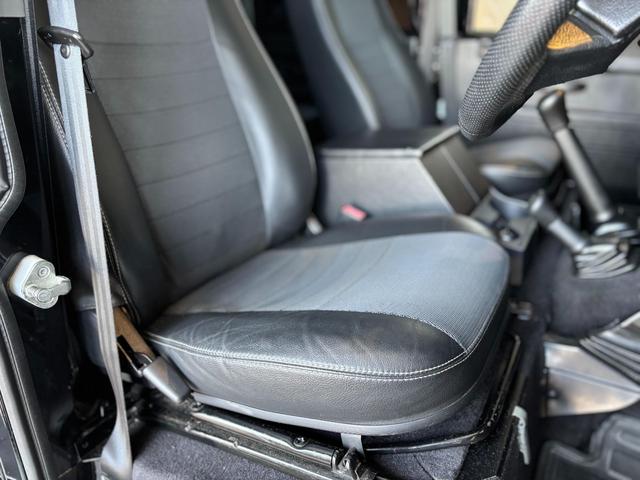 ディフェンダー  110 2.4 TDCi 純正16AW(ブラックペイント済) シートヒーター(フロント) 7インチインダッシュモニターオーディオ(MP5-C-PLAY)  ドラレコ付デジタルミラー Bカメラ Sキー(17枚目)