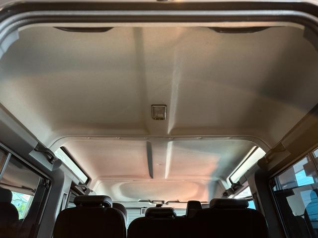 ディフェンダー  110 2.4 TDCi 純正16AW(ブラックペイント済) シートヒーター(フロント) 7インチインダッシュモニターオーディオ(MP5-C-PLAY)  ドラレコ付デジタルミラー Bカメラ Sキー(27枚目)