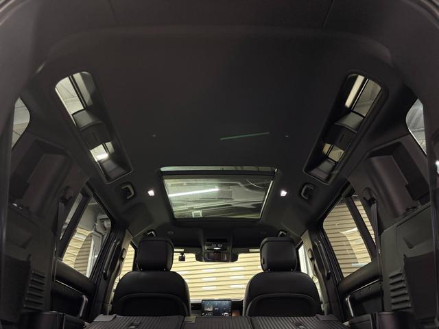 ディフェンダー 110X-ダイナミックHSE D300 ディーゼルターボ 4WD 3列シート7人乗り 20インチ“スタイル5098” スライディングパノラミックルーフ MERIDIAN 保証書 取説 記録簿 スペアキー(27枚目)