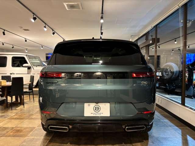 レンジローバースポーツ ローンチエディション　４ＷＤ　１６０台限定　ディーラー保証継承　２３インチＳｔｙｌｅ５１３５ＡＷ　ブラックエクステリアパック　コールドクライメートパック　サテンカーボントリム　Ｍｅｒｉｄｉａｎサウンドシステム（11枚目）