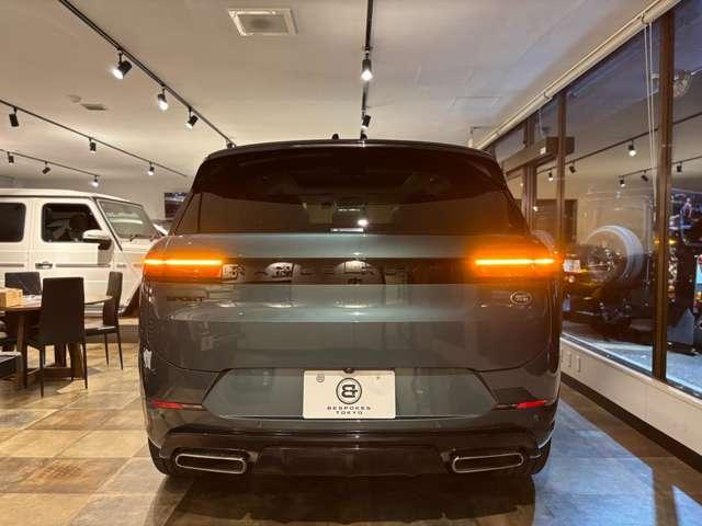 レンジローバースポーツ ローンチエディション　４ＷＤ　１６０台限定　ディーラー保証継承　２３インチＳｔｙｌｅ５１３５ＡＷ　ブラックエクステリアパック　コールドクライメートパック　サテンカーボントリム　Ｍｅｒｉｄｉａｎサウンドシステム（16枚目）