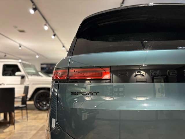 レンジローバースポーツ ローンチエディション　４ＷＤ　１６０台限定　ディーラー保証継承　２３インチＳｔｙｌｅ５１３５ＡＷ　ブラックエクステリアパック　コールドクライメートパック　サテンカーボントリム　Ｍｅｒｉｄｉａｎサウンドシステム（18枚目）