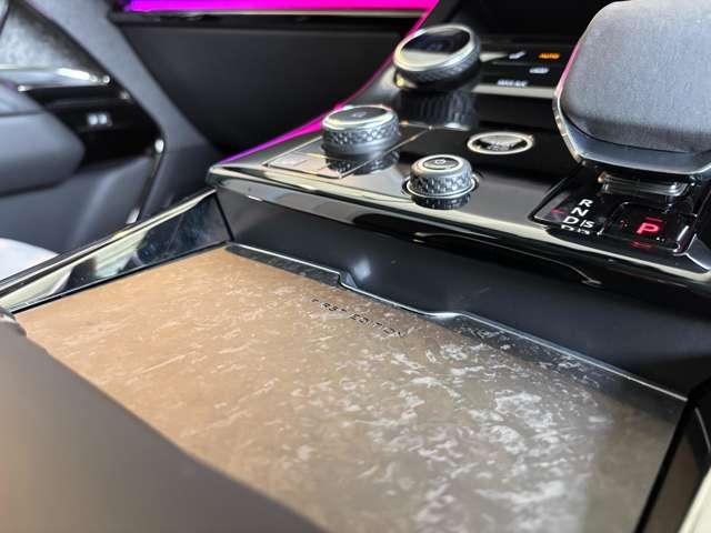 レンジローバースポーツ ローンチエディション　４ＷＤ　１６０台限定　ディーラー保証継承　２３インチＳｔｙｌｅ５１３５ＡＷ　ブラックエクステリアパック　コールドクライメートパック　サテンカーボントリム　Ｍｅｒｉｄｉａｎサウンドシステム（35枚目）