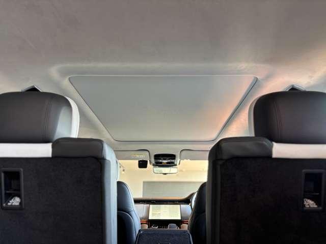 レンジローバースポーツ ローンチエディション　４ＷＤ　１６０台限定　ディーラー保証継承　２３インチＳｔｙｌｅ５１３５ＡＷ　ブラックエクステリアパック　コールドクライメートパック　サテンカーボントリム　Ｍｅｒｉｄｉａｎサウンドシステム（54枚目）