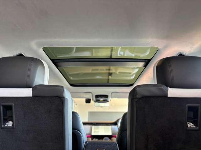 レンジローバースポーツ ローンチエディション　４ＷＤ　１６０台限定　ディーラー保証継承　２３インチＳｔｙｌｅ５１３５ＡＷ　ブラックエクステリアパック　コールドクライメートパック　サテンカーボントリム　Ｍｅｒｉｄｉａｎサウンドシステム（55枚目）