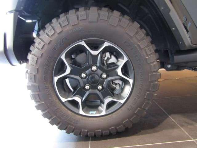 ジープ・ラングラーアンリミテッド４ｘｅ ルビコン４ｘｅ　認定中古車　弊社試乗車　禁煙車　ディーラー車　レザーシート　ＡｐｐｌｅＣａｒＰｌａｙ　ナビ付　ＥＴＣ２．０　アルミホイール　シートヒーター　ヒーテッドステアリングホイール　クロカン　ＡＣＣ機能（36枚目）