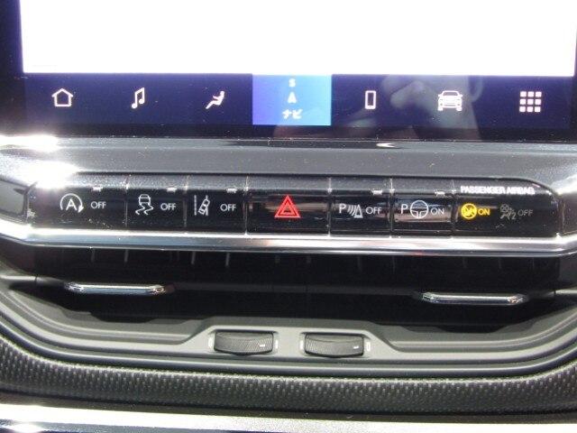 ジープ・コンパス ナイトイーグル 認定中古車 ハーフレザーシート AppleCarPlay ACC アルミホイール Rカメラ ナビ Uconnect ワンオーナー ACC機能 禁煙車(29枚目)