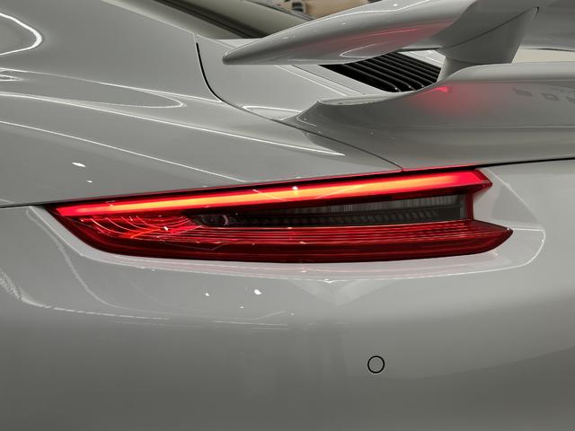 ９１１ ９１１ターボ　２０１８年モデル　認定中古車保証（5枚目）