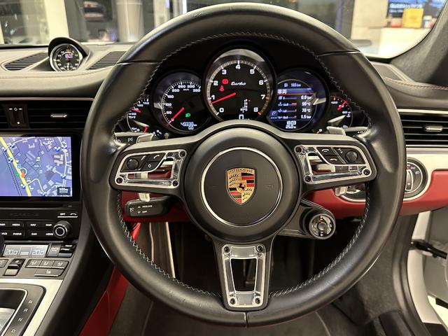 ９１１ ９１１ターボ　２０１８年モデル　認定中古車保証（9枚目）