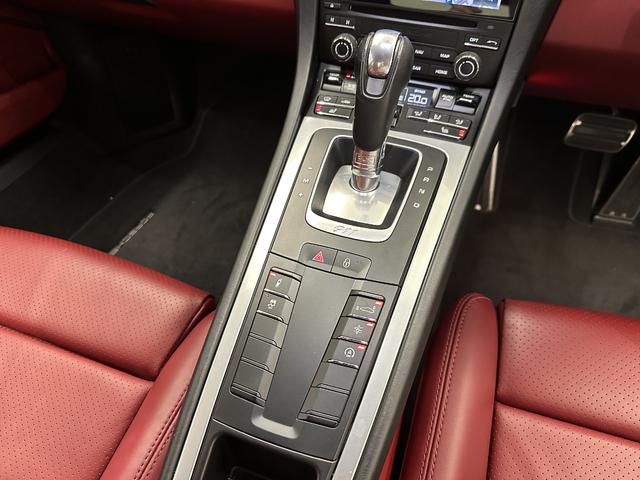 ９１１ ９１１ターボ　２０１８年モデル　認定中古車保証（15枚目）