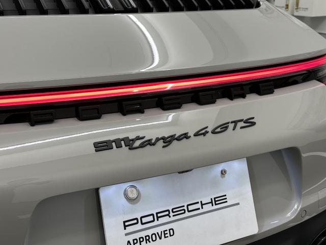 ９１１ ９１１タルガ４ＧＴＳ　２０２３年モデル　新車保証継承（6枚目）