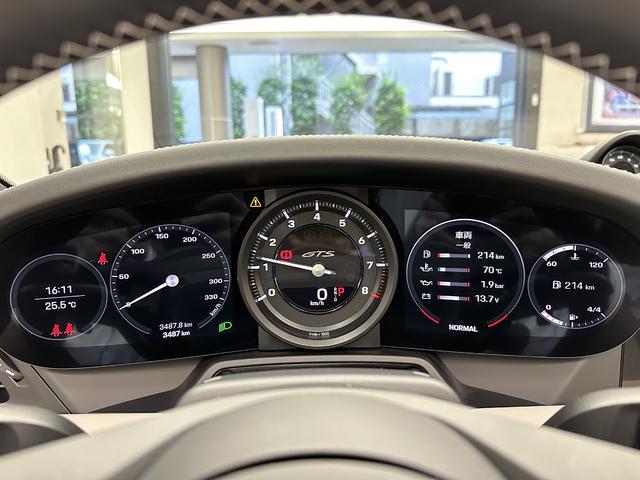 ９１１ ９１１タルガ４ＧＴＳ　２０２３年モデル　新車保証継承（10枚目）