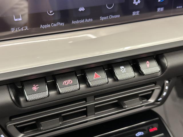 ９１１ ９１１タルガ４ＧＴＳ　２０２３年モデル　新車保証継承（15枚目）