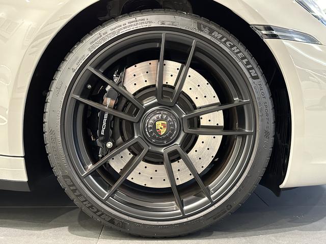 ９１１ ９１１タルガ４ＧＴＳ　２０２３年モデル　新車保証継承（20枚目）