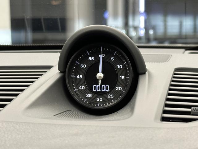 911 カレラ PDK 2024年モデル 新車保証継承(11枚目)