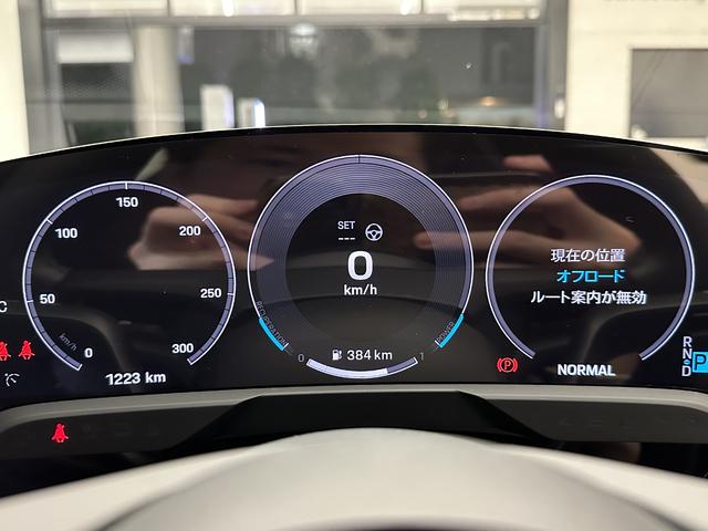 タイカン タイカン 2025年モデル 新車保証継承(8枚目)