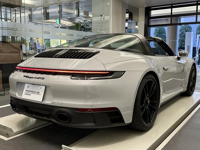 911 911タルガ4GTS 2024年モデル 新車保証継承(4枚目)