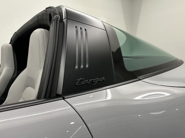 911 911タルガ4GTS 2024年モデル 新車保証継承(9枚目)