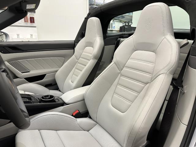911 911タルガ4GTS 2024年モデル 新車保証継承(12枚目)