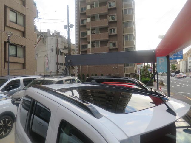 ベルランゴ マックス ブルーHDi LEDヘッドランプ アダプティブクルーズコントロール ブラインドスポットモニター レーンキープアシスト ステアリングヒーター Apple CarPlay&Android Auto対応(32枚目)