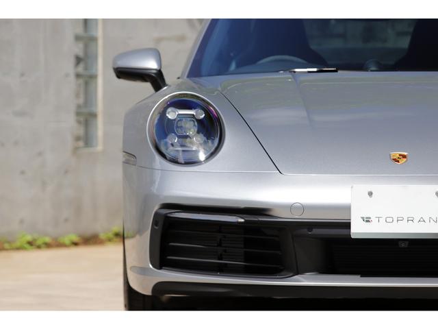 ９１１カレラ　スポーツクロノＰＫＧ　スポーツエグゾースト　ＧＴシルバー　ＯＰカレラＳホイール　Ｒａｃｅ－Ｔｅｘスポーツステアリング　新車保証付き(23枚目)