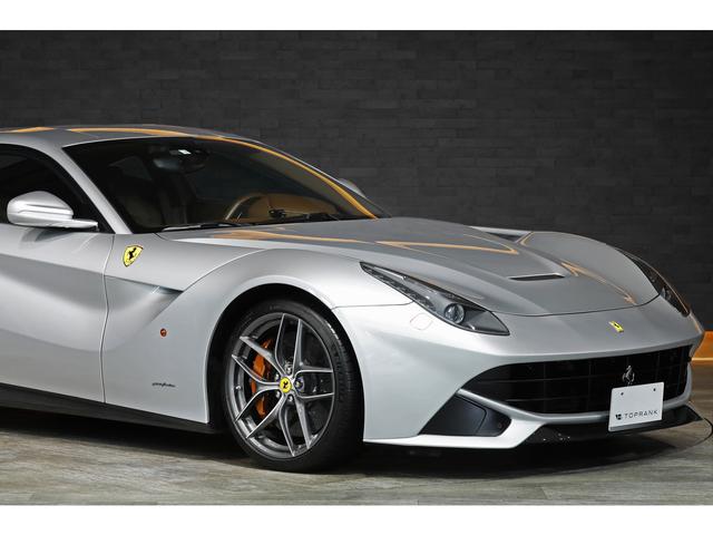 Ｆ１２ベルリネッタ ベースグレード　Ｆ１　ＤＣＴ　フロントリフター　ブラウンレザーインテリア　ＯＰ２０インチＡＷ　カーボンエアロ　ＪＢＬサウンド　正規ディーラー車（25枚目）