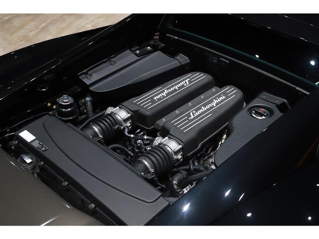 ガヤルド スーパートロフェオストラダーレブラックフォージャパン　ＬＰ５７０－４　シリアルナンバー０１／０３　パワークラフトマフラー　１９インチ鍛造ホイール　フロントリフター　カーボンエアロ　カーボンフルバケットシート（36枚目）