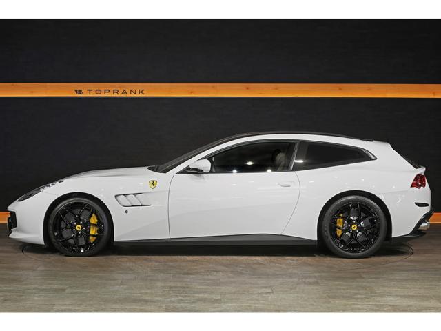 ＧＴＣ４ルッソ Ｔ　Ｆ１　ＤＣＴ　スペシャルカラー　パノラマルーフ　茶革　Ｆリフター　パッセンジャーディスプレイ　ＬＥＤカーボンドライビングゾーン（19枚目）