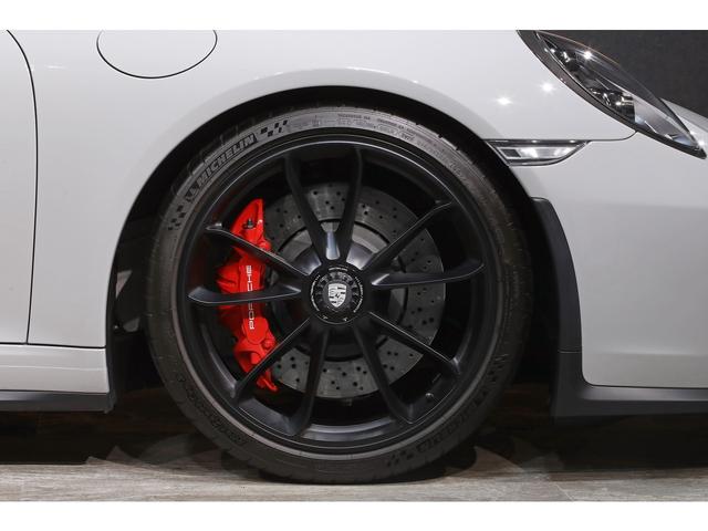 ９１１ ９１１ＧＴ３　ツーリングＰＫＧ　６速ＭＴ　スポーツクロノＰＫＧ　ＳＰ色クレヨン　レザーインテリア　ＰＤＬＳ＋付ＬＥＤライト　カーボンインテリアＰＫＧ　フロントリフター（32枚目）