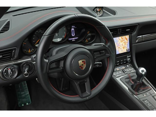 ９１１ ９１１ＧＴ３　ツーリングＰＫＧ　６速ＭＴ　スポーツクロノＰＫＧ　ＳＰ色クレヨン　レザーインテリア　ＰＤＬＳ＋付ＬＥＤライト　カーボンインテリアＰＫＧ　フロントリフター（34枚目）
