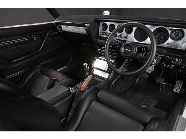 スカイライン ベースグレード　２０００ＧＴーＸ　ＧＴ－Ｒ仕様　Ｌ２８エンジン　ソレックス４４　スピードスター１４インチＡＷ　ステンレスタコ足　電動パワーステアリング（10枚目）