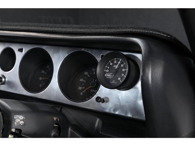 スカイライン ベースグレード　２０００ＧＴーＸ　ＧＴ－Ｒ仕様　Ｌ２８エンジン　ソレックス４４　スピードスター１４インチＡＷ　ステンレスタコ足　電動パワーステアリング（49枚目）