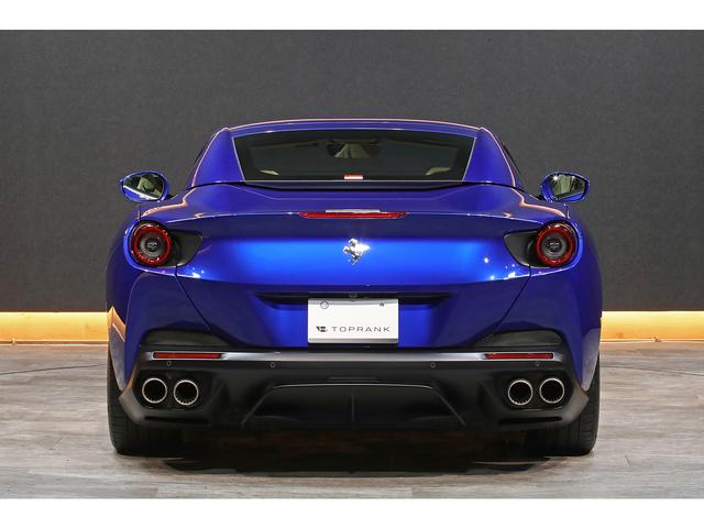 ポルトフィーノ ベースグレード　カーボンドライビングゾーン＋ＬＥＤ　デュアルモードマグネライド　スポーツエグゾースト　ベージュ革　ダイヤモンドリム２０インチＡＷ（17枚目）