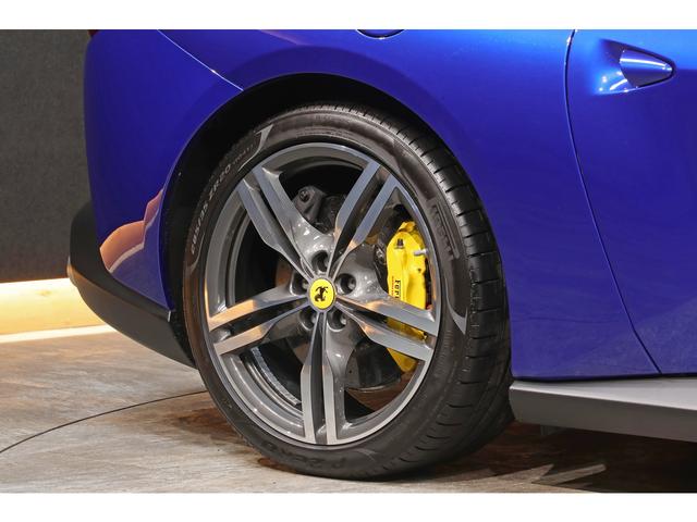 ポルトフィーノ ベースグレード　カーボンドライビングゾーン＋ＬＥＤ　デュアルモードマグネライド　スポーツエグゾースト　ベージュ革　ダイヤモンドリム２０インチＡＷ（27枚目）