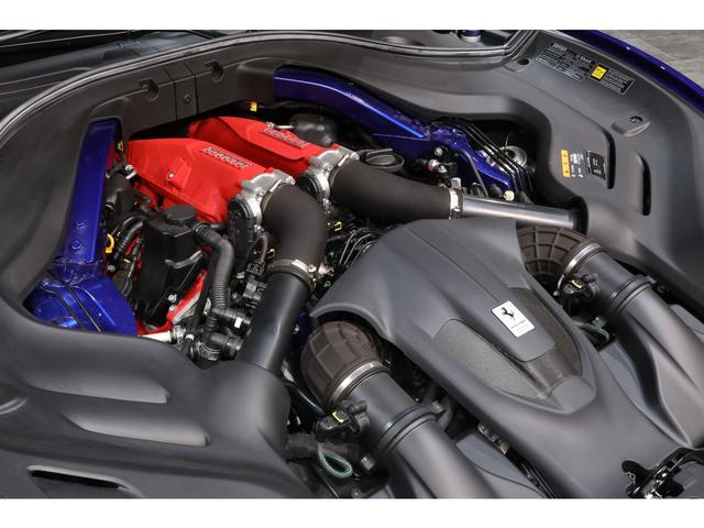 ポルトフィーノ ベースグレード　カーボンドライビングゾーン＋ＬＥＤ　デュアルモードマグネライド　スポーツエグゾースト　ベージュ革　ダイヤモンドリム２０インチＡＷ（30枚目）