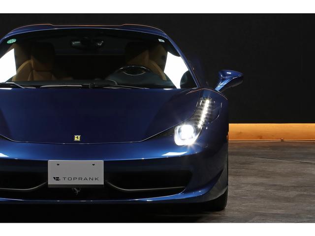 ４５８スパイダー ベースグレード　Ｆ１　ＤＣＴ　ブルーミラボー　クオイオレザー　カーボンドライビングゾーン＋ＬＥＤステアリング　２０インチ鍛造ＡＷ　正規ディーラー車（31枚目）