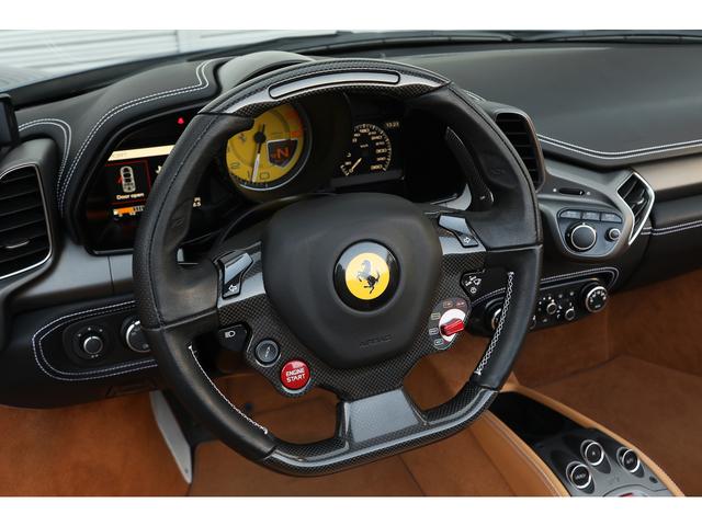 ４５８スパイダー ベースグレード　Ｆ１　ＤＣＴ　ブルーミラボー　クオイオレザー　カーボンドライビングゾーン＋ＬＥＤステアリング　２０インチ鍛造ＡＷ　正規ディーラー車（44枚目）