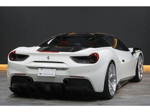 488スパイダー ベースグレード F1 DCT カーボンドライビングゾーン レーシングシート カーボンエアロ VOSSEN21/22インチAW ブリリアントマフラー(18枚目)
