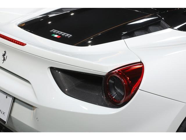 488スパイダー ベースグレード F1 DCT カーボンドライビングゾーン レーシングシート カーボンエアロ VOSSEN21/22インチAW ブリリアントマフラー(37枚目)