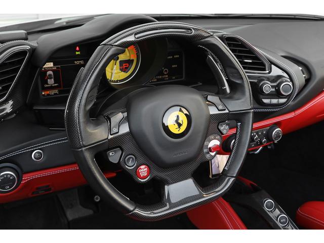 488スパイダー ベースグレード F1 DCT カーボンドライビングゾーン レーシングシート カーボンエアロ VOSSEN21/22インチAW ブリリアントマフラー(45枚目)