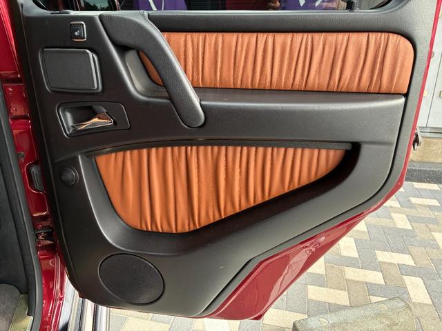 Gクラス G550 左H designoシート AMG20AW HarmanKardonサウンド D記録簿 チューライトレッド サンルーフ パワーシート シートメモリー シートヒーター ドラレコ ETC 社外レーダー(37枚目)