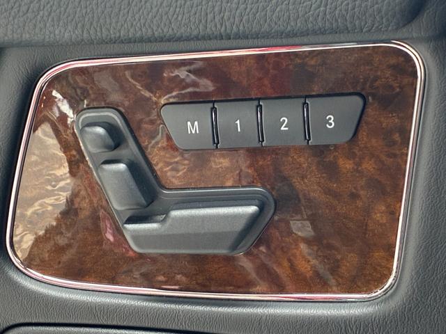 Gクラス G550 左H designoシート AMG20AW HarmanKardonサウンド D記録簿 チューライトレッド サンルーフ パワーシート シートメモリー シートヒーター ドラレコ ETC 社外レーダー(49枚目)