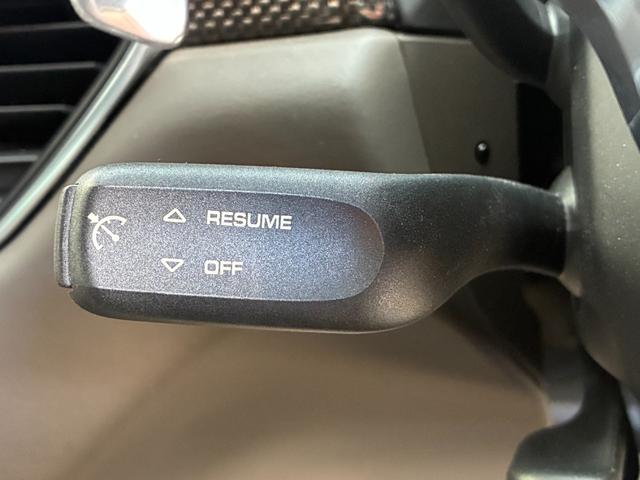 マカン マカンGTS スポーツクロノPKG パノラマルーフ 21インチAW BOSE スポーツエグゾースト シートメモリー エントリードライブ シートヒーター カーボンインテリアPKG TV PDLS+ 内装アルカンターラ(44枚目)