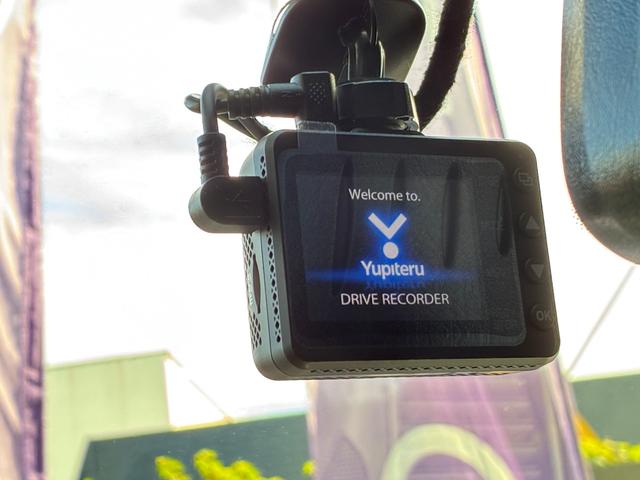 マカン マカンGTS スポーツクロノPKG パノラマルーフ 21インチAW BOSE スポーツエグゾースト シートメモリー エントリードライブ シートヒーター カーボンインテリアPKG TV PDLS+ 内装アルカンターラ(63枚目)